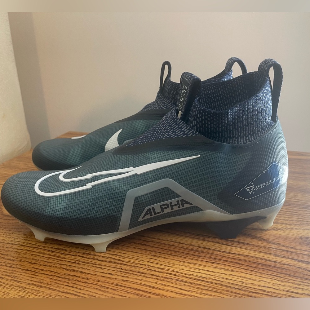 Nike Alpha Menace Elite 3 Football Cleats - Size 13 - Navy Blue & White